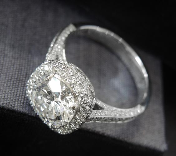 Engagement Rings at Diamond World